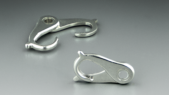 Use sterling silver to create this vintage clasp – one of the strongest and most versatile closures. Learn skills like precise sawing and filing of matching parts and joining using cold connection. 